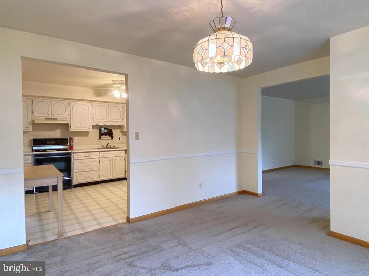 PARKVILLE - Residential Lease