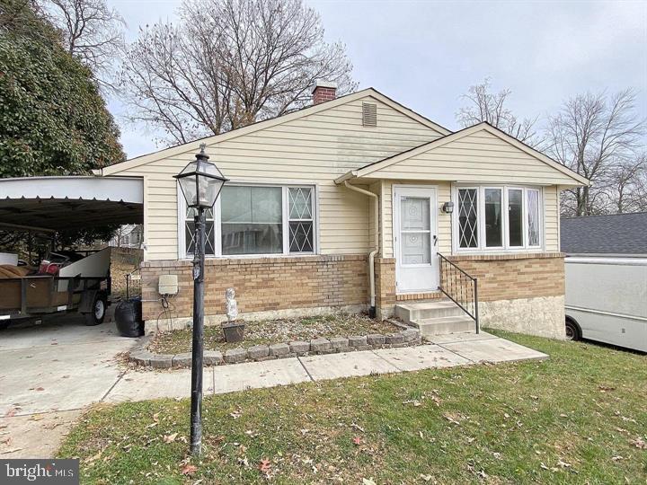 PARKVILLE - Residential Lease