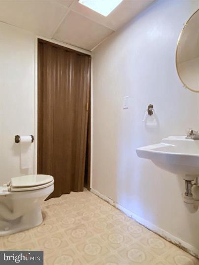 PARKVILLE - Residential Lease