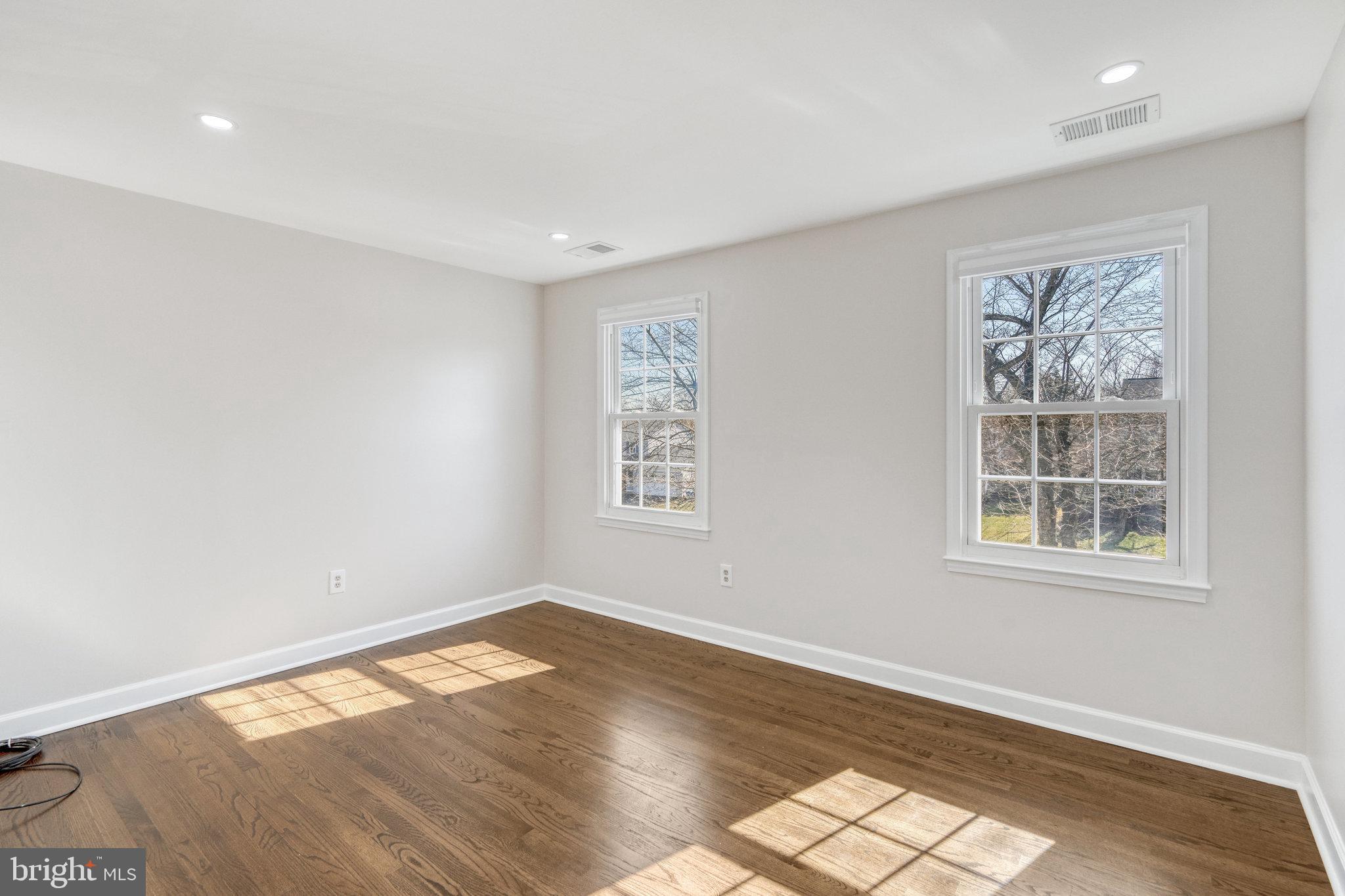 15206 BANNON HILL COURT