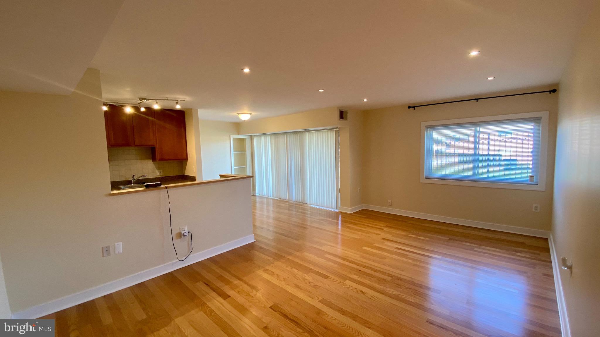 WESTWOOD CONDOMINIUMS - Residential Lease