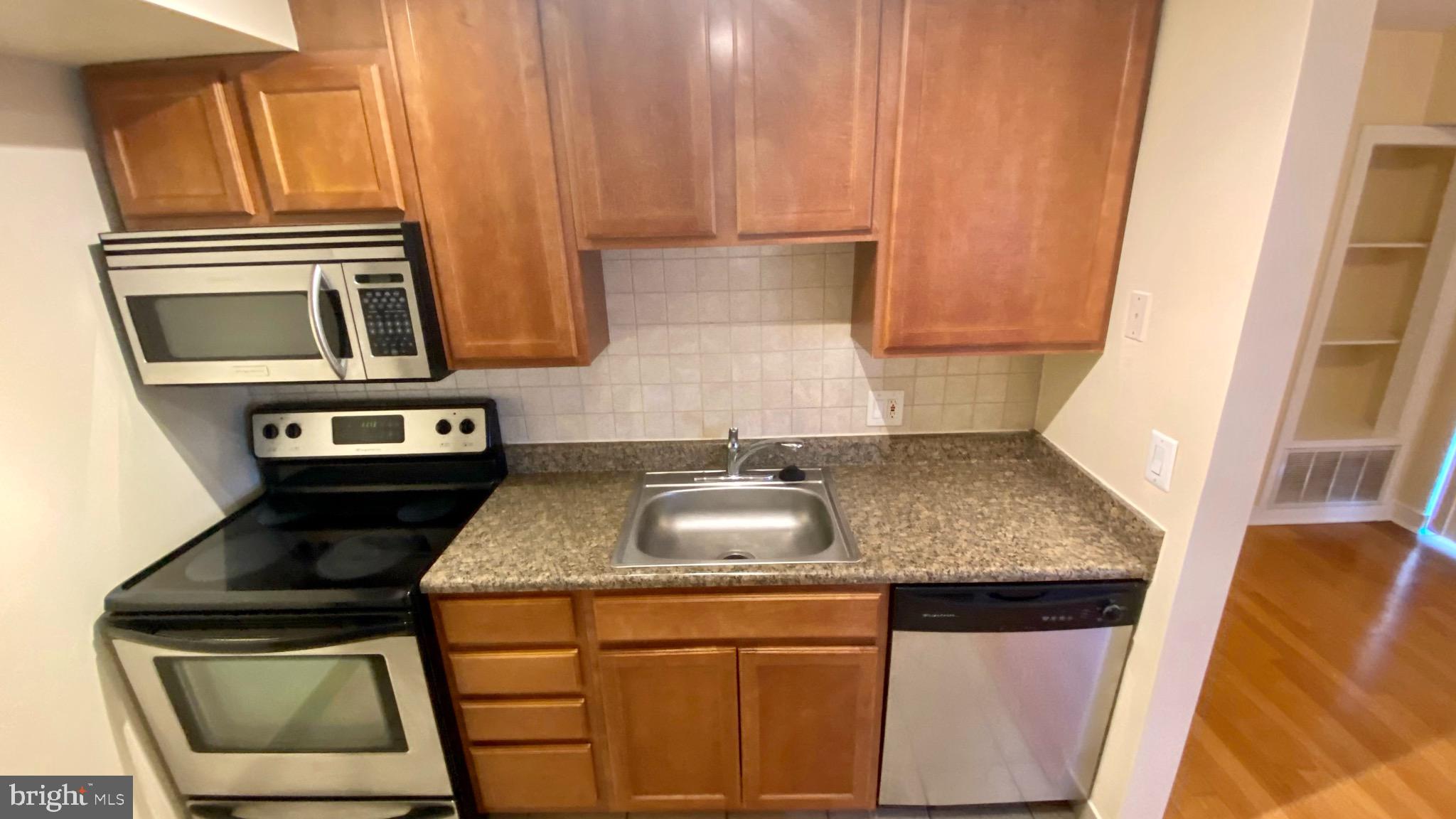 WESTWOOD CONDOMINIUMS - Residential Lease