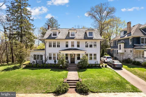 MLS: NJCD2113562