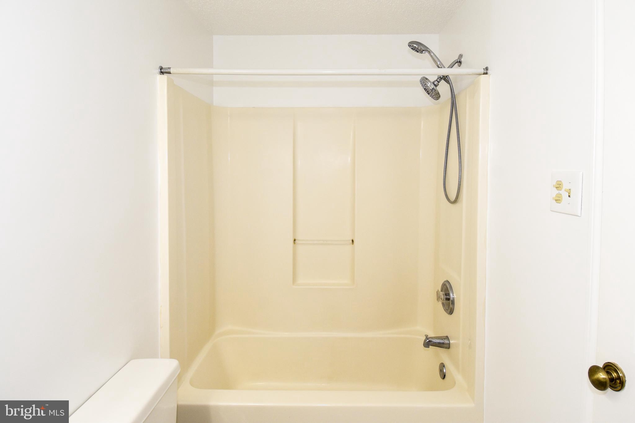 DEL RAY - Residential Lease