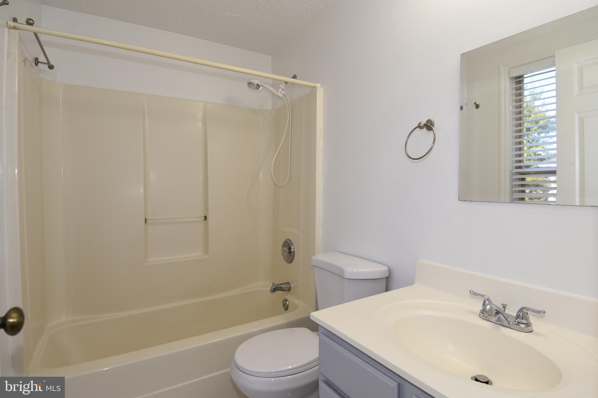 DEL RAY - Residential Lease