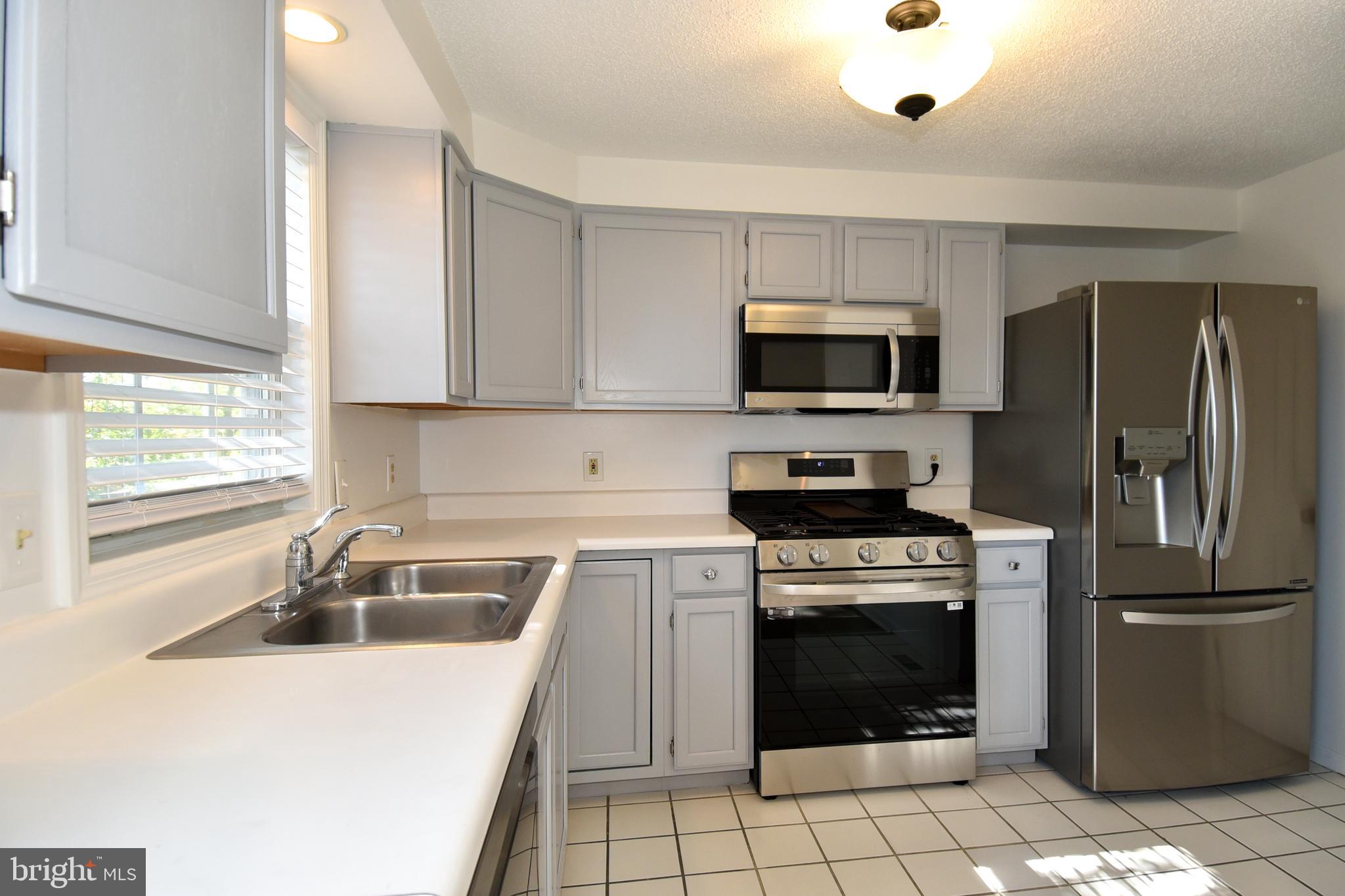 DEL RAY - Residential Lease