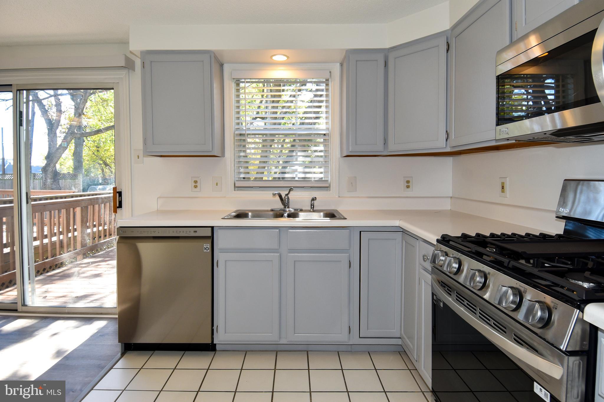 DEL RAY - Residential Lease