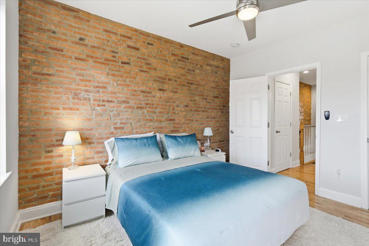 GREEKTOWN - Residential