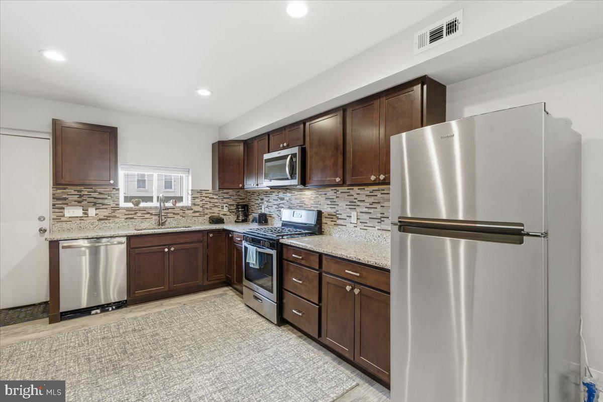 GREEKTOWN - Residential