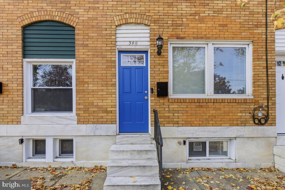 GREEKTOWN - Residential