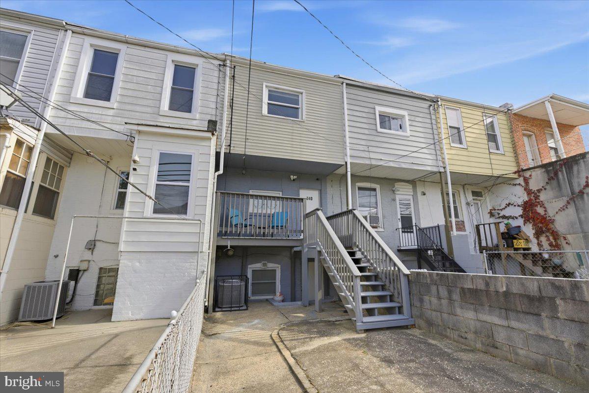 GREEKTOWN - Residential