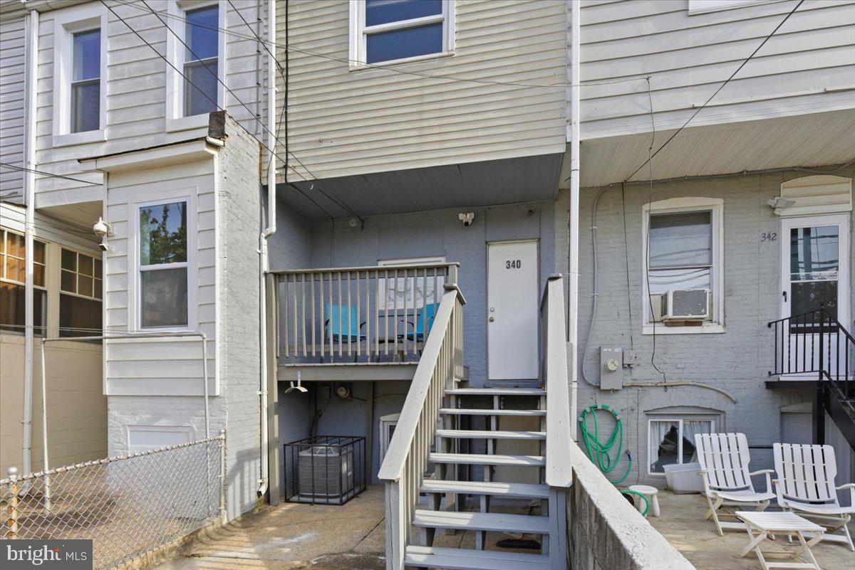 GREEKTOWN - Residential