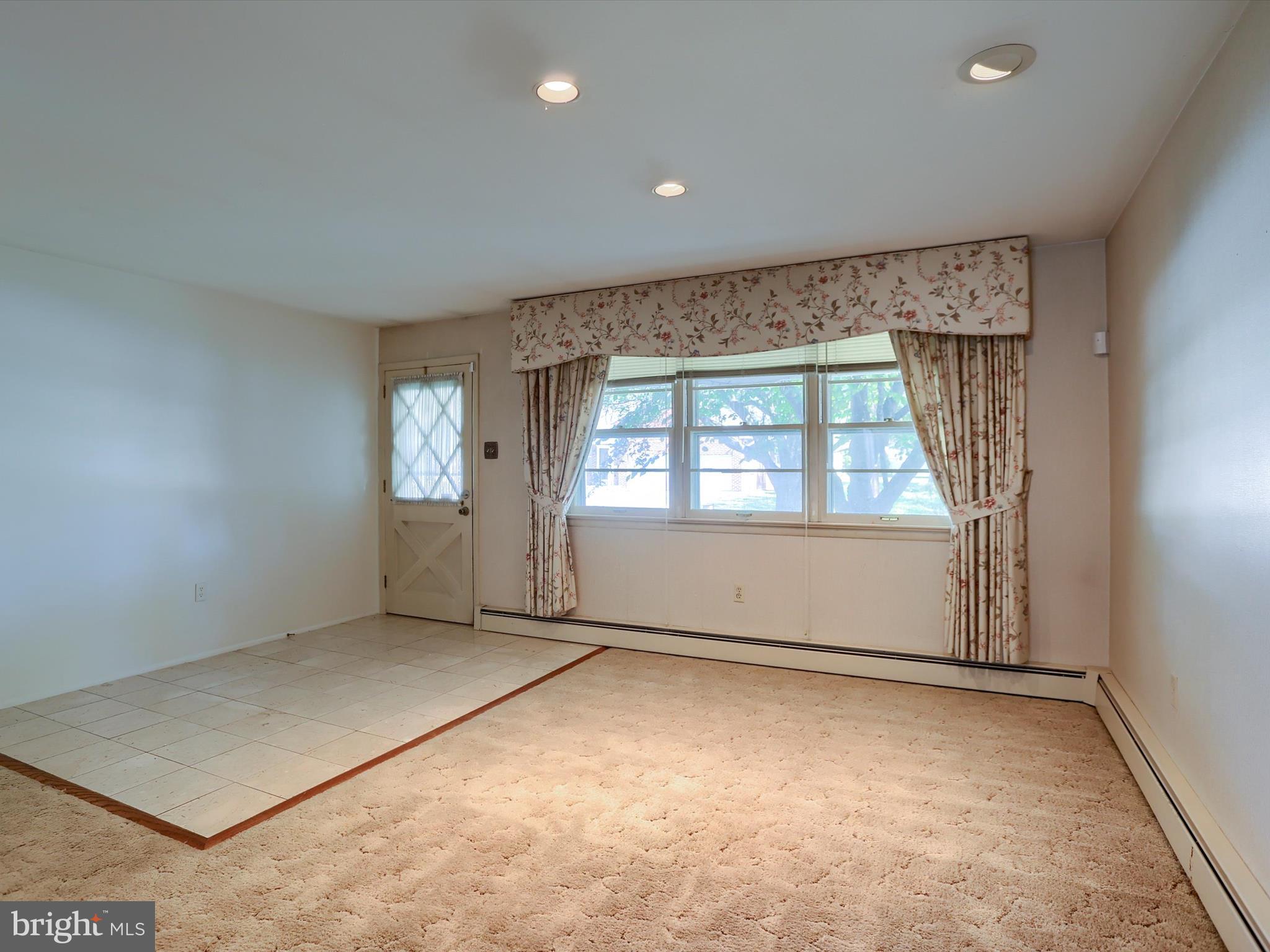 OAKWOOD PARK - Residential