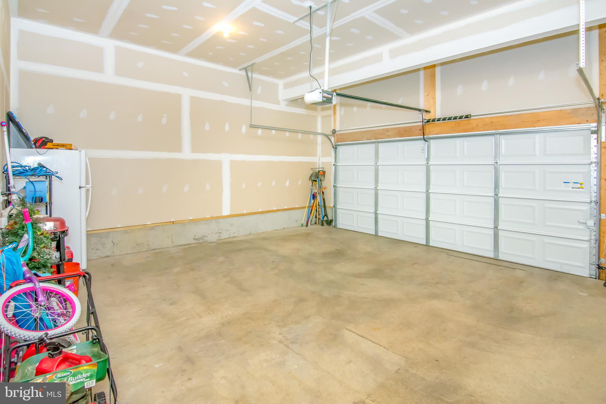 SABRINA PARK - Residential Lease