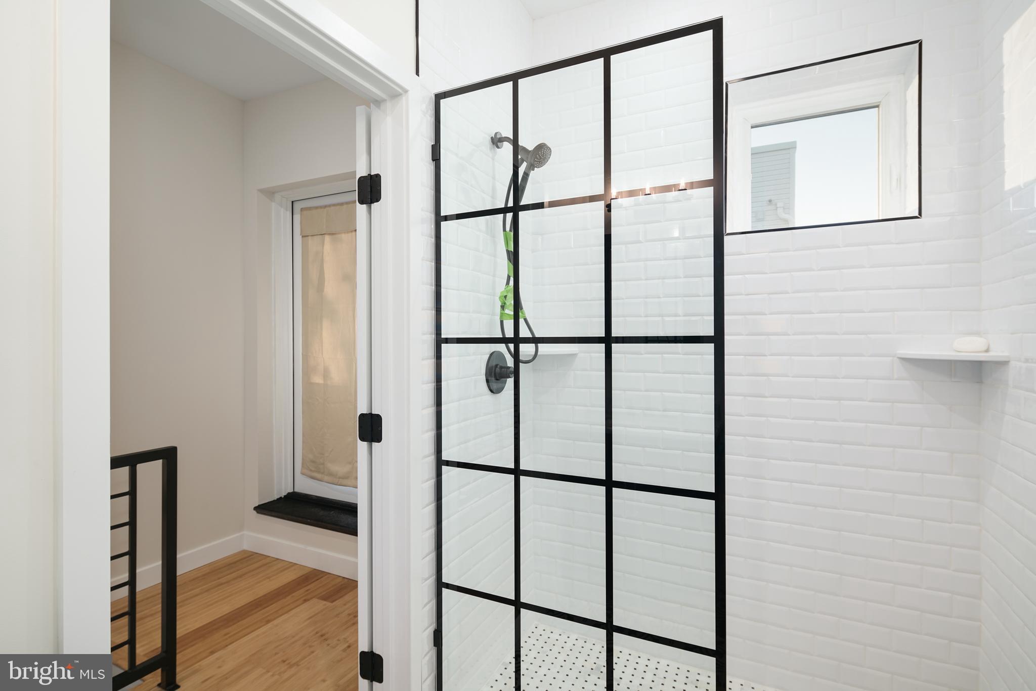 POINT BREEZE - Residential Lease