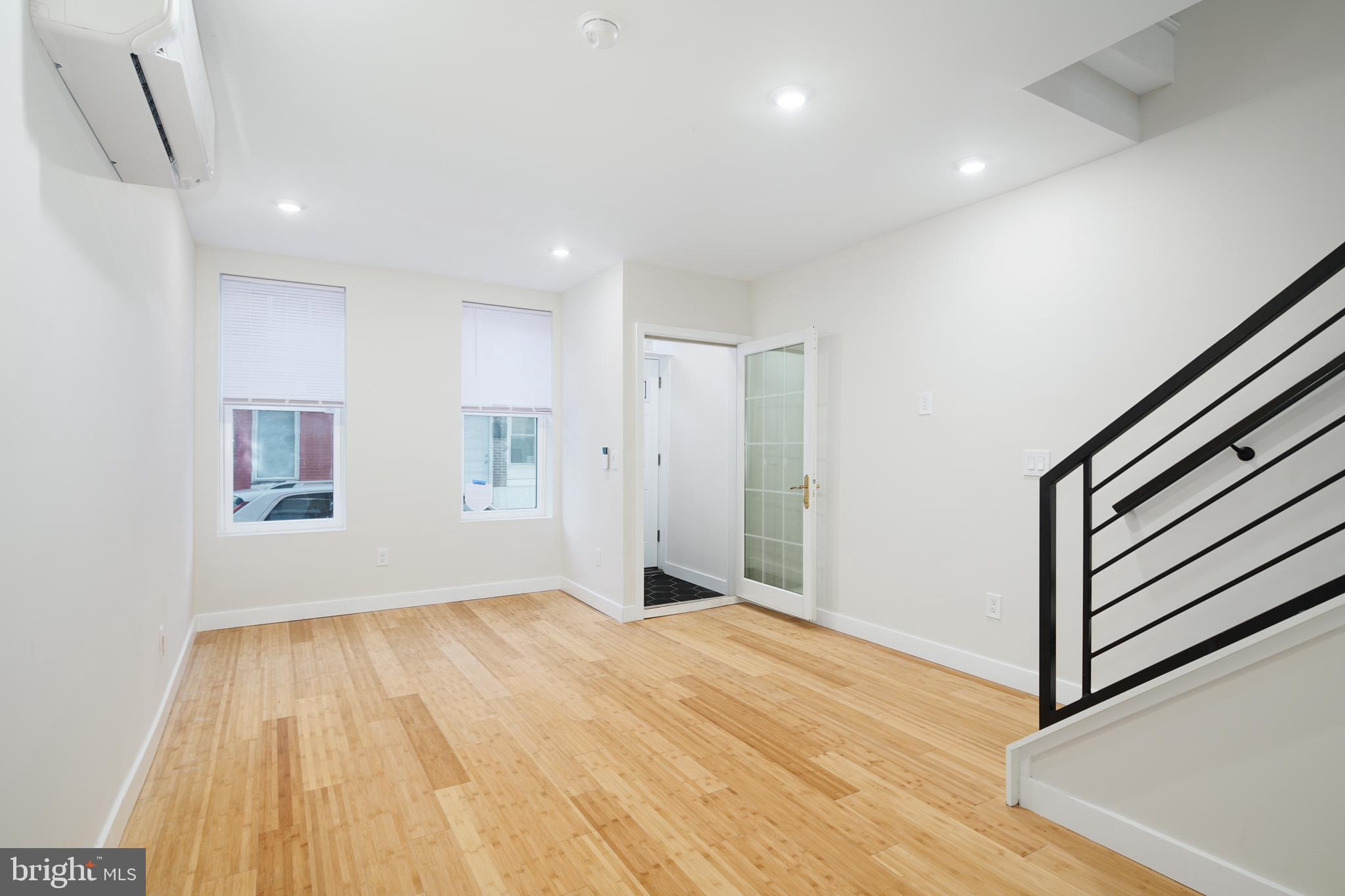 POINT BREEZE - Residential Lease