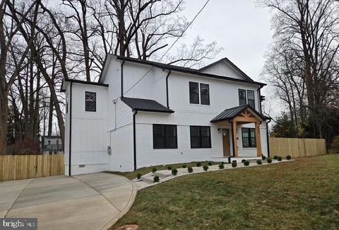 608 LAURA DRIVE FALLS CHURCH VA 22046