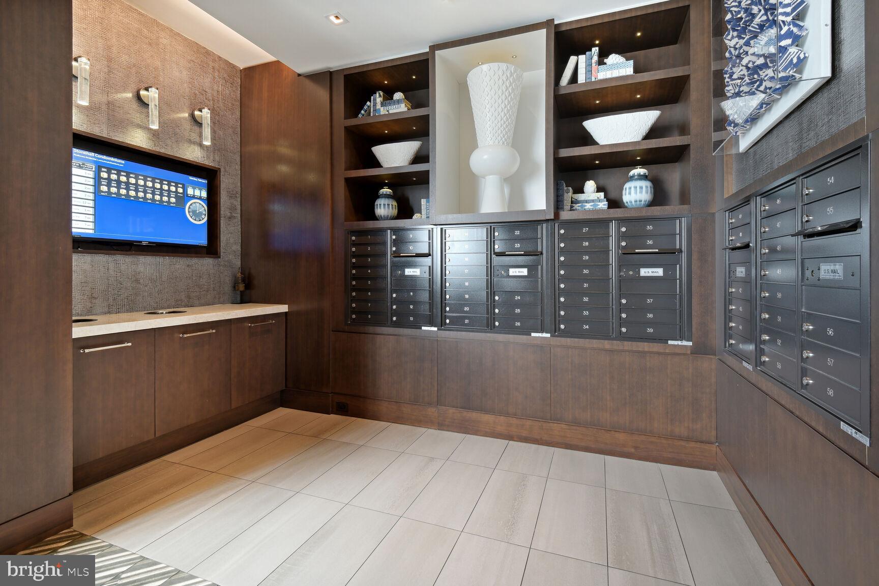 STONEHALL - Residential