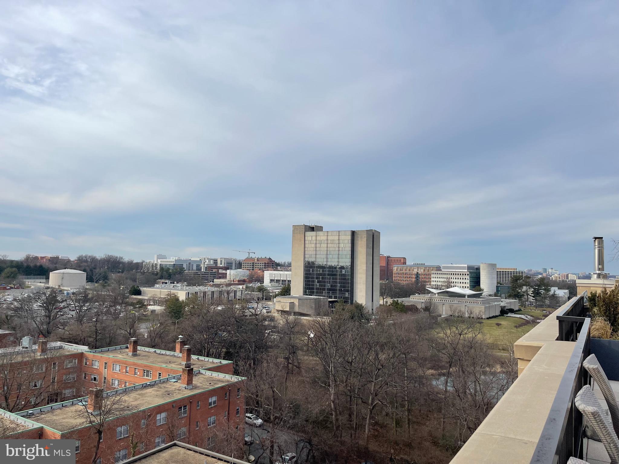 STONEHALL - Residential