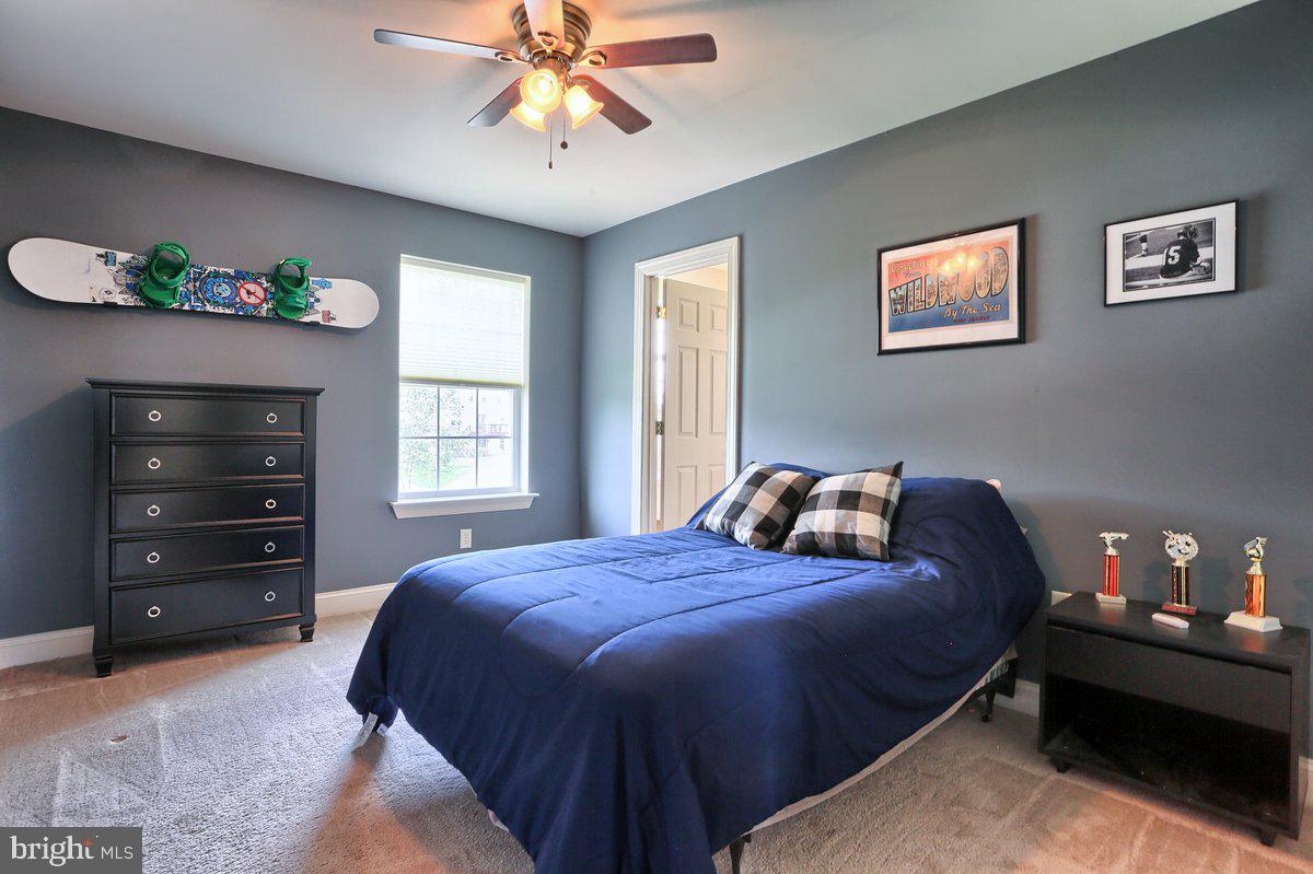 BUMBLE BEE HOLLOW - Residential
