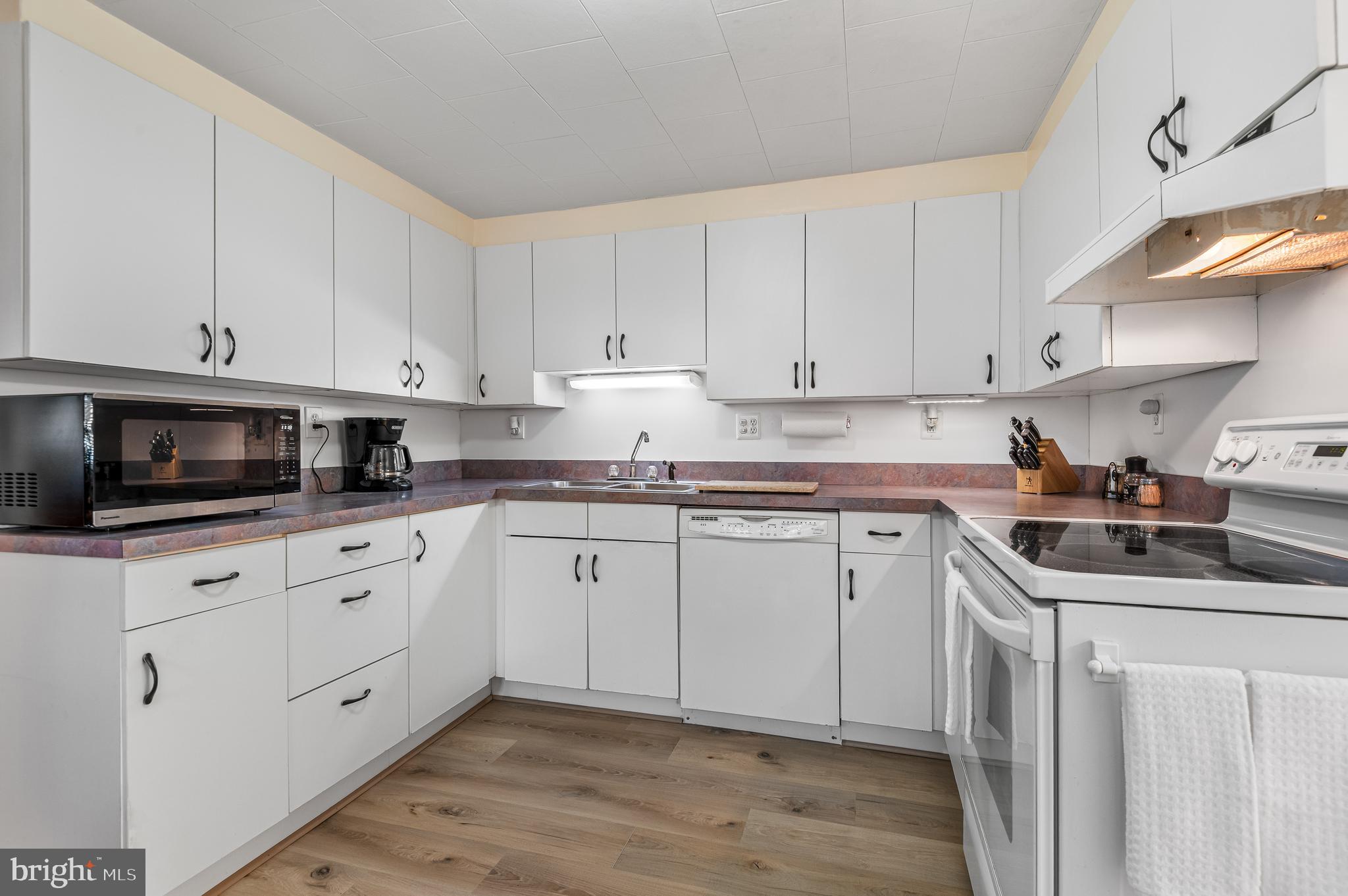 VICTORY VILLA - Residential