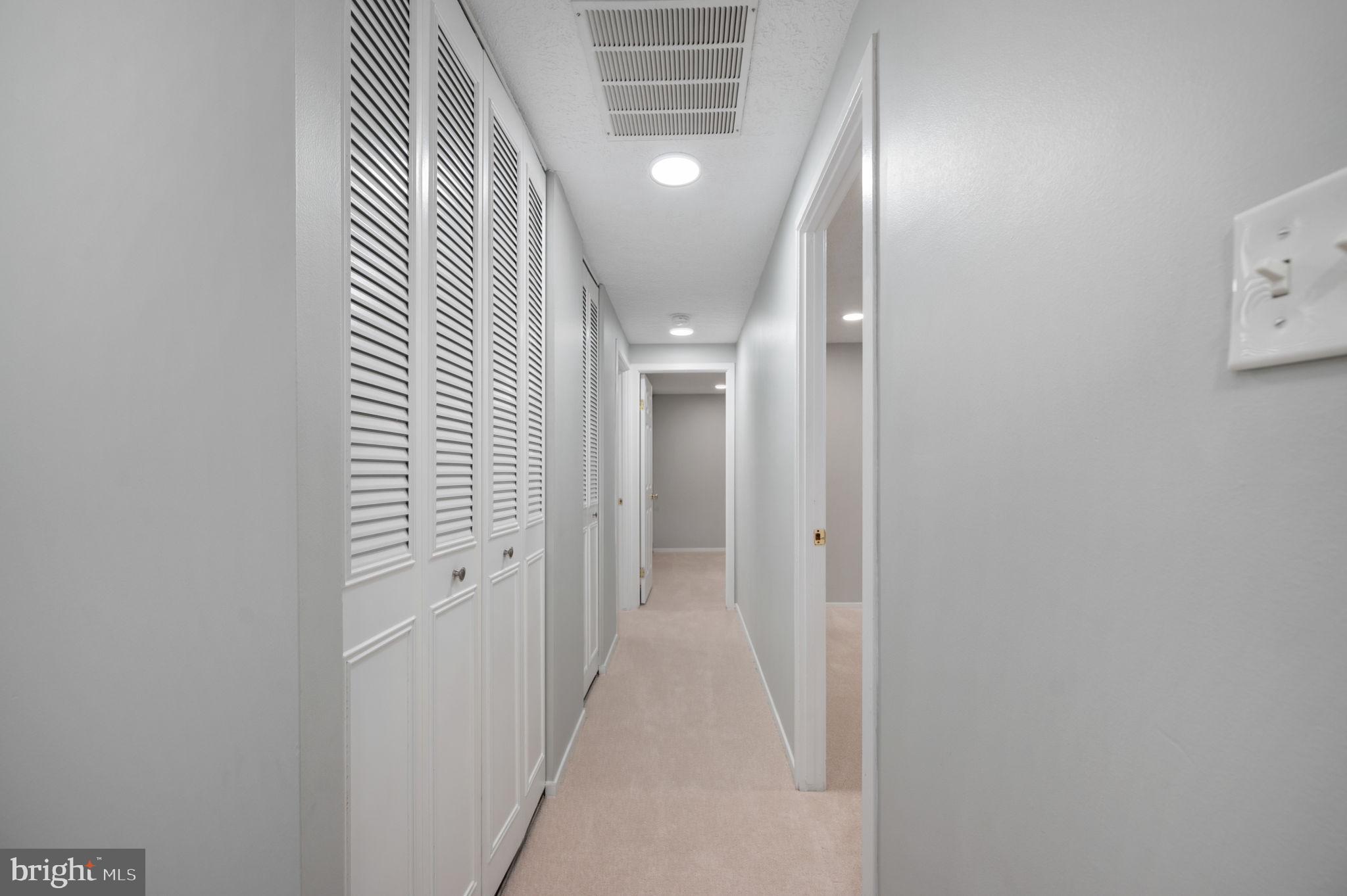 MONTCLAIR/COUNTRY CLUB - Residential