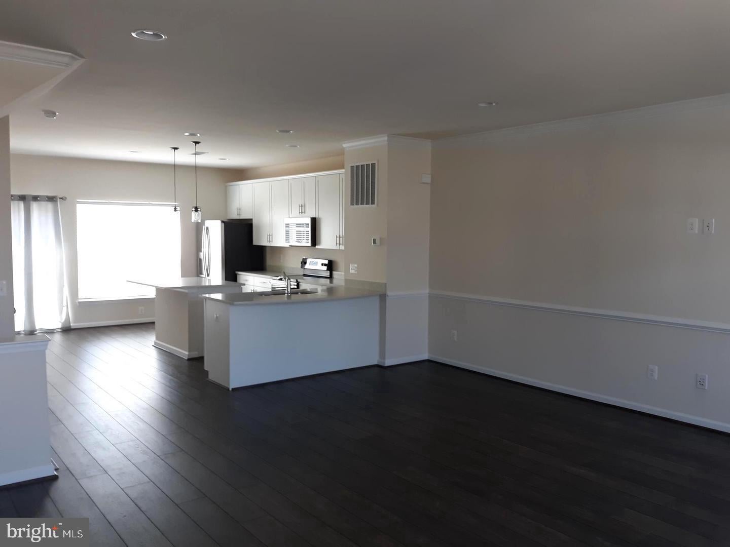 220 APSLEY TERRACE