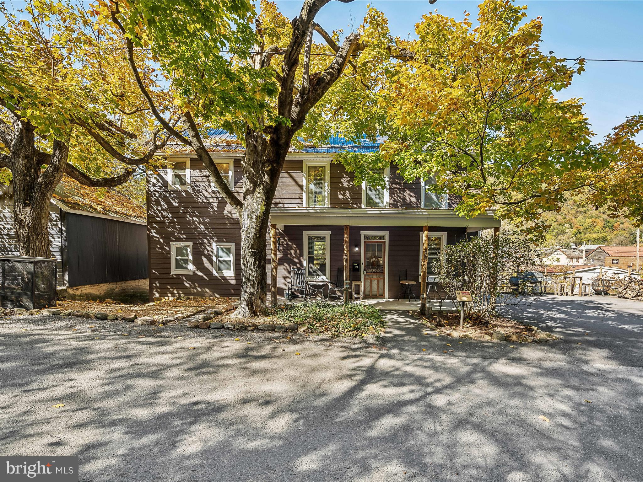 99 N GREEN STREET