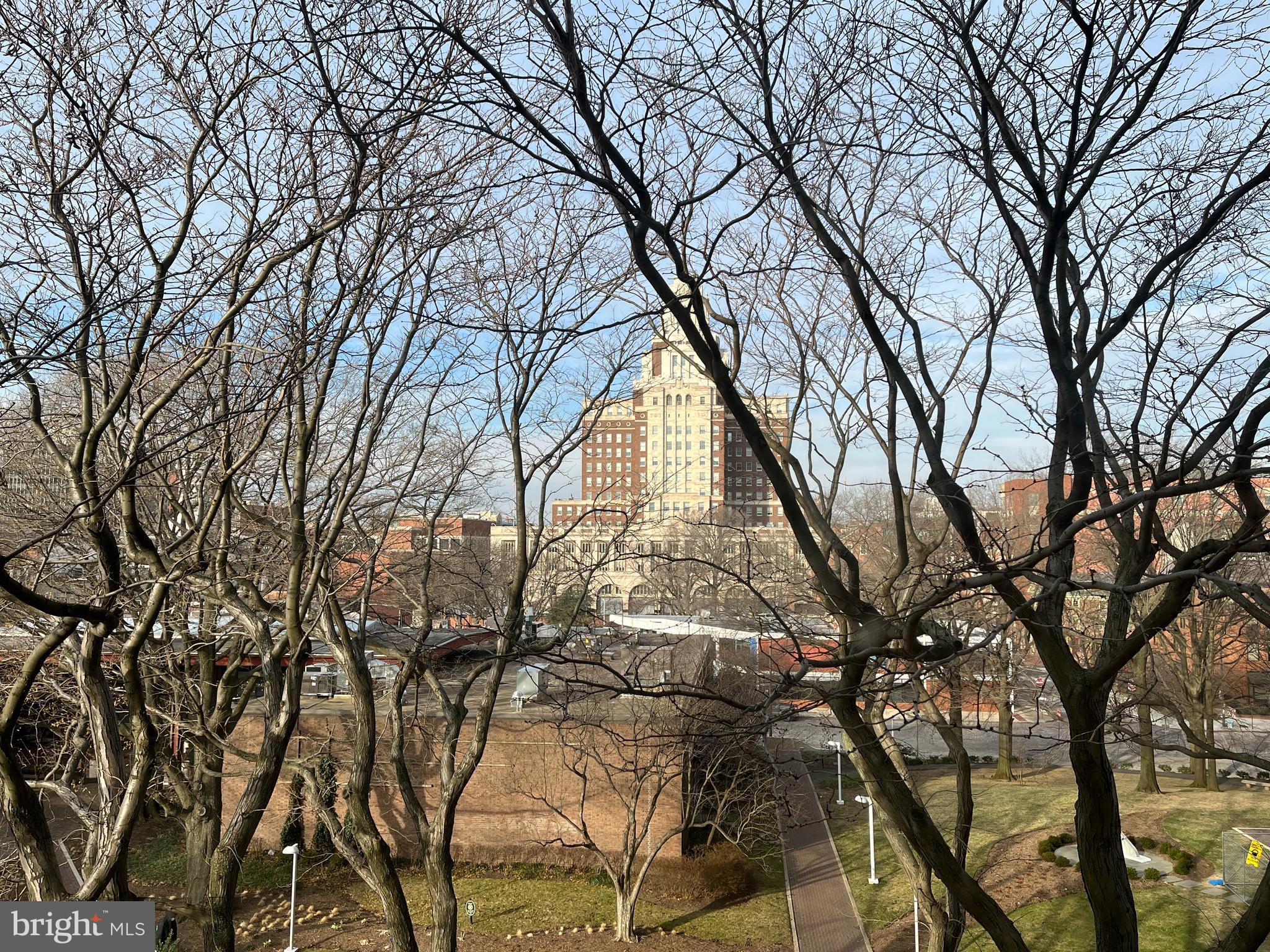 SOCIETY HILL - Residential Lease