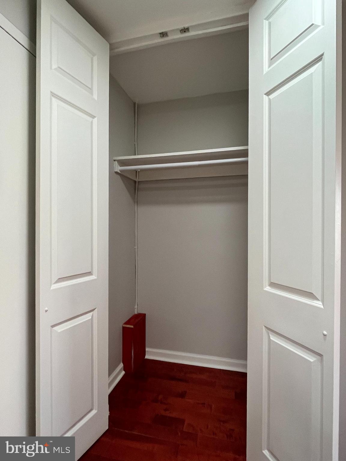 SOCIETY HILL - Residential Lease