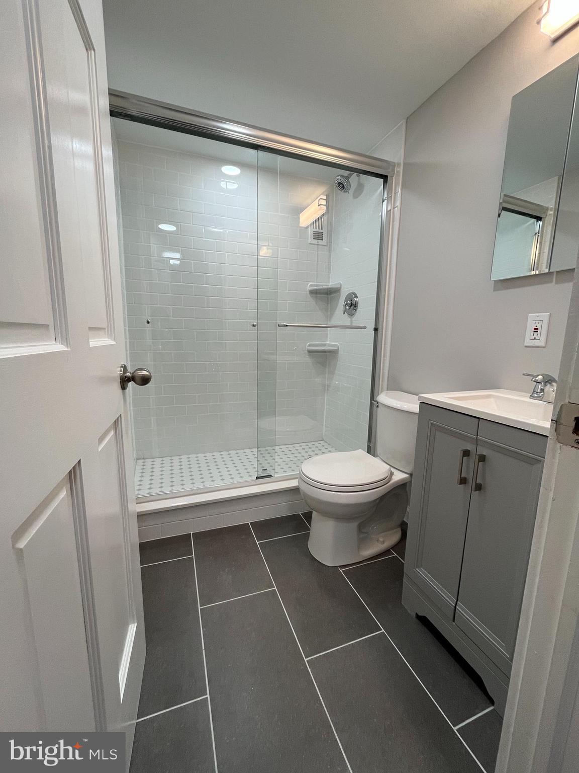 SOCIETY HILL - Residential Lease