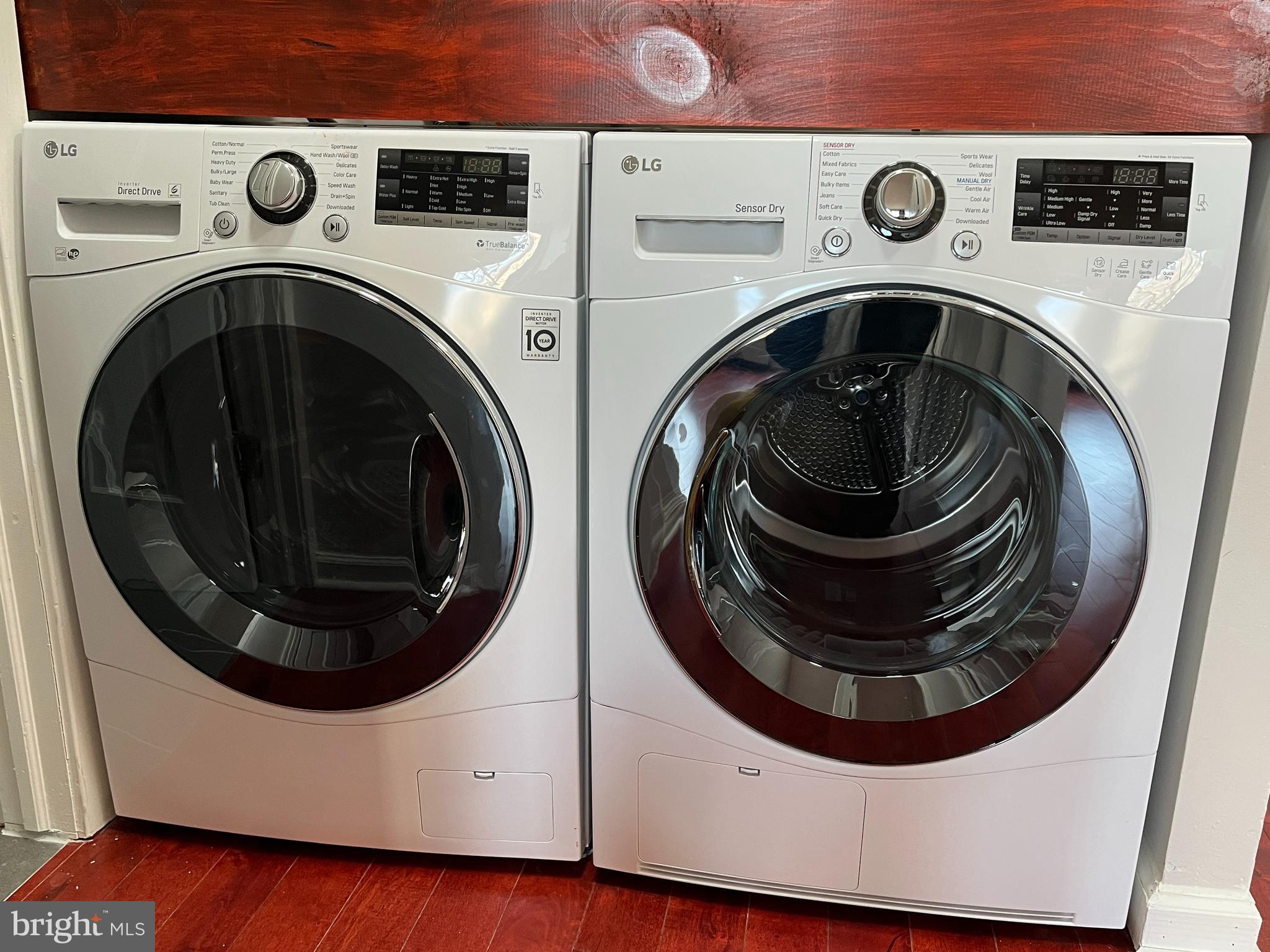 SOCIETY HILL - Residential Lease