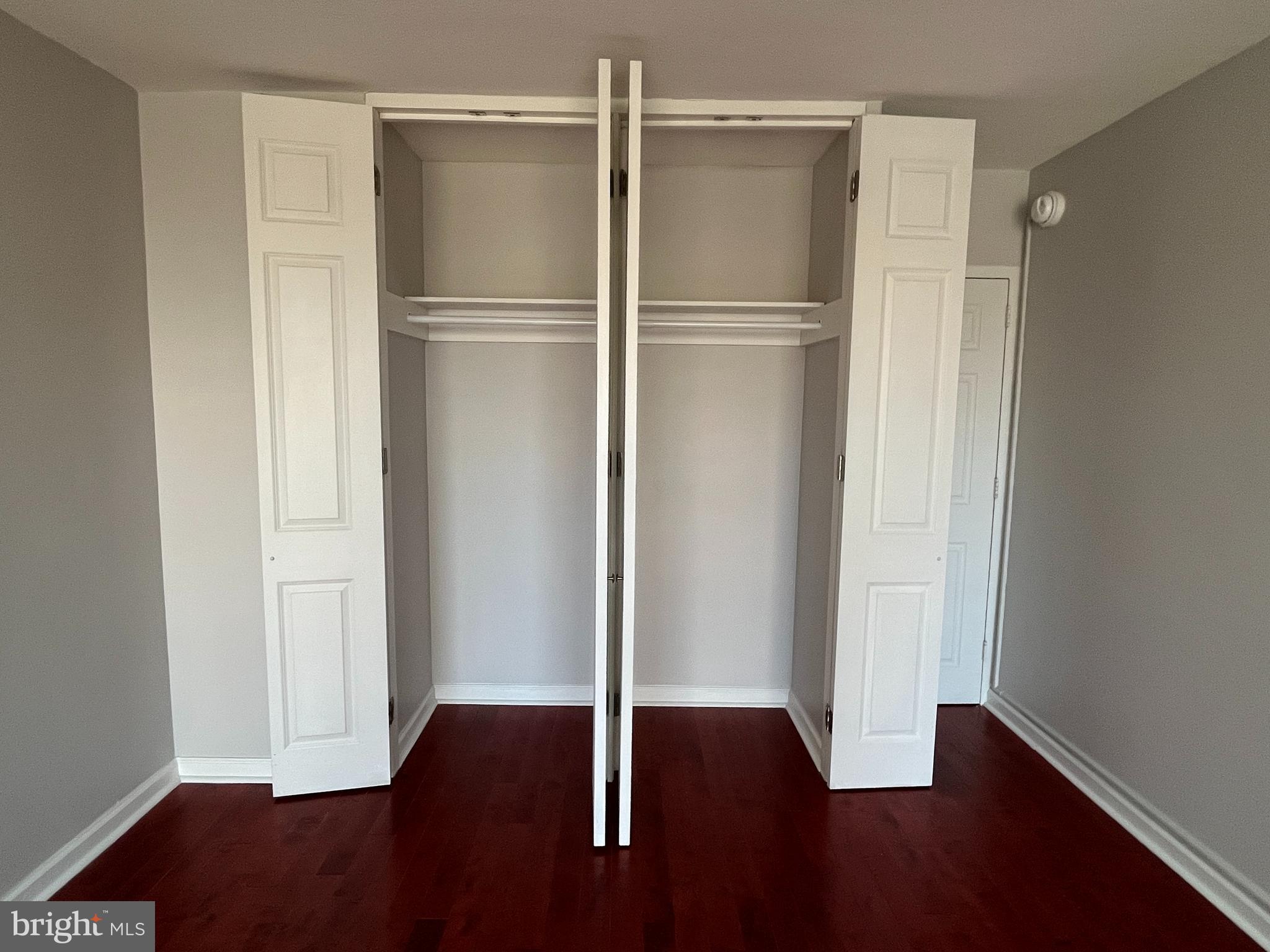 SOCIETY HILL - Residential Lease