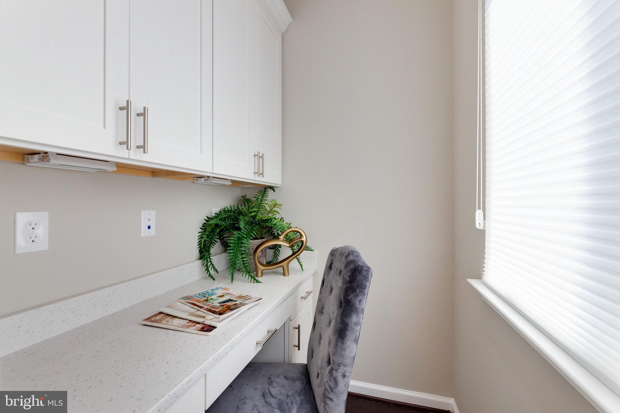 CAMBRIA SQUARE - Residential