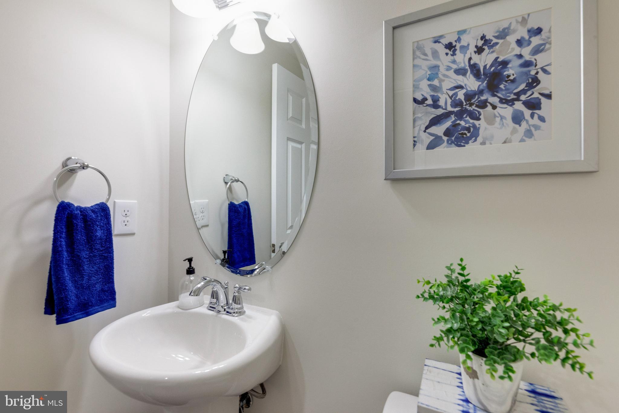 CAMBRIA SQUARE - Residential