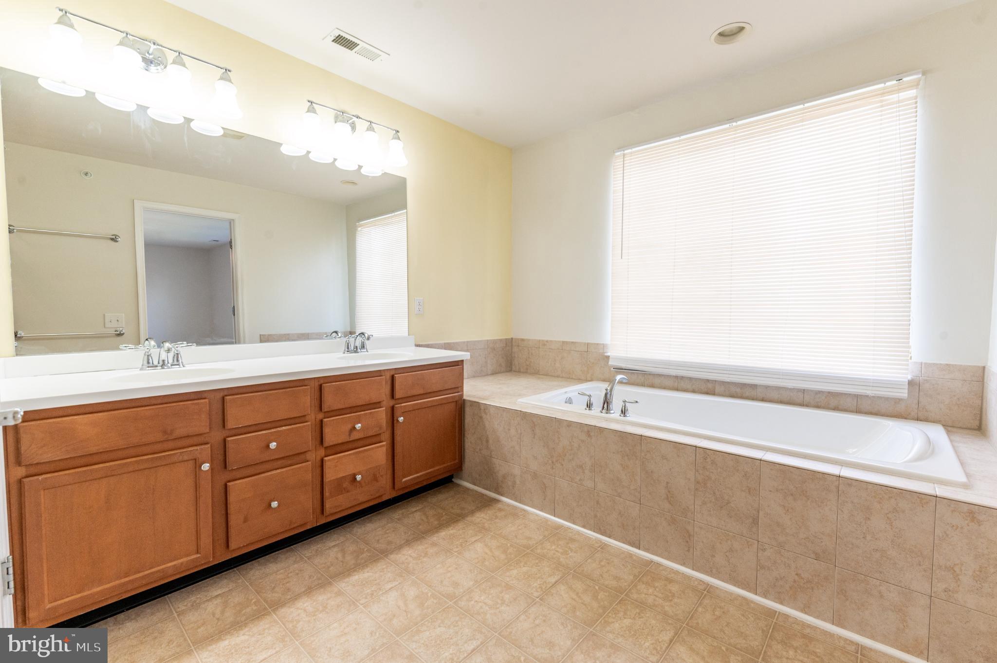 COLDWATER CROSSING - Residential