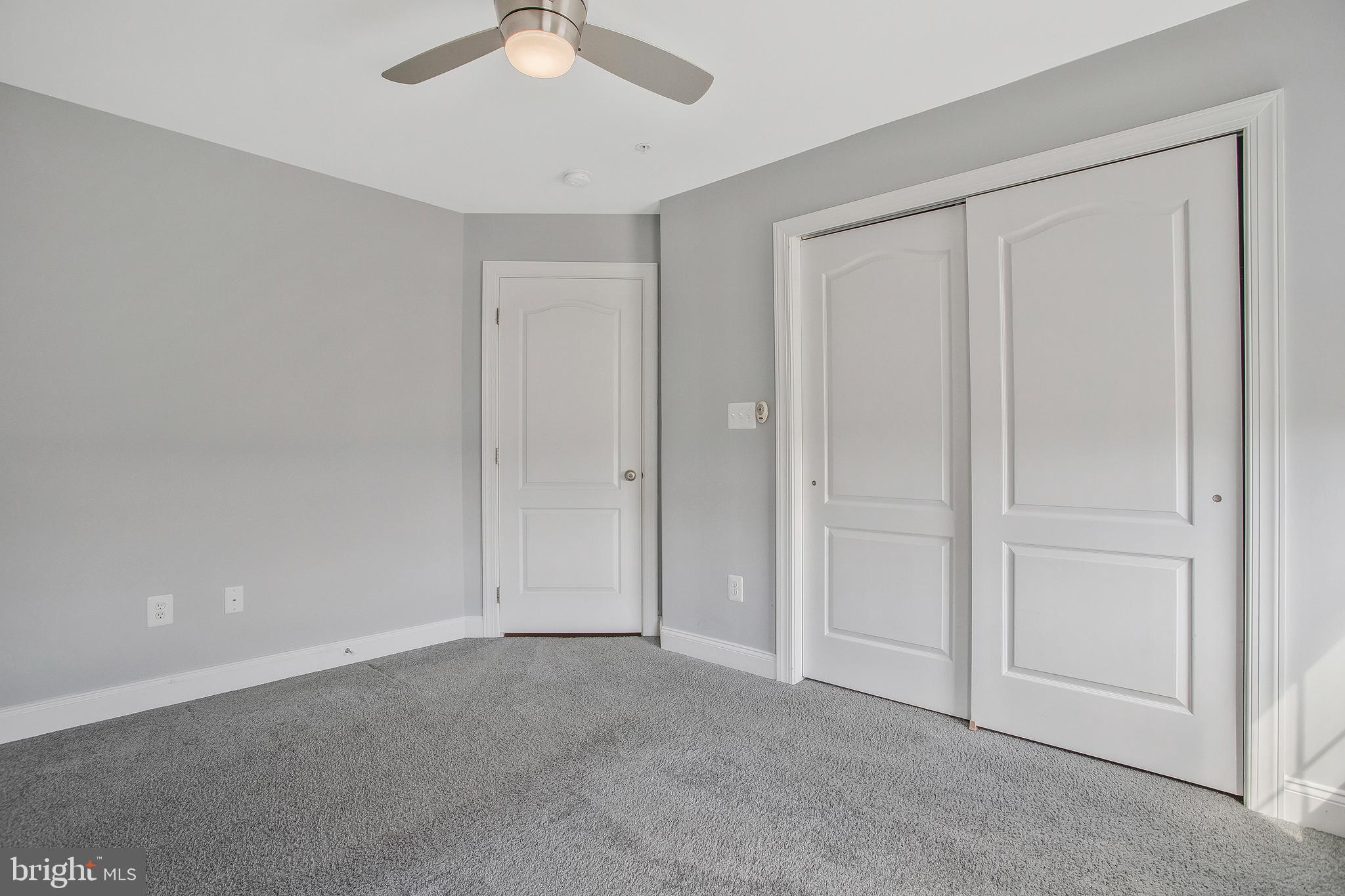 THE ENCLAVE - ARUNDEL PRESERVE - Residential