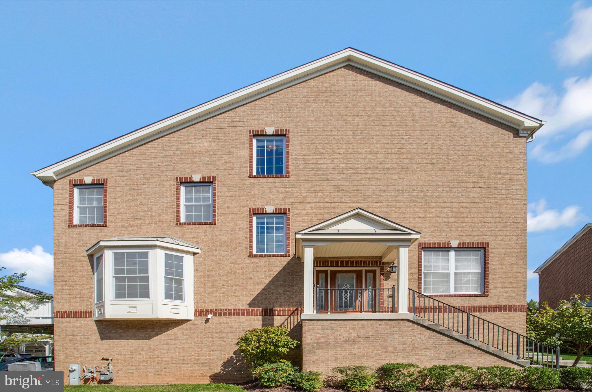 THE ENCLAVE - ARUNDEL PRESERVE - Residential