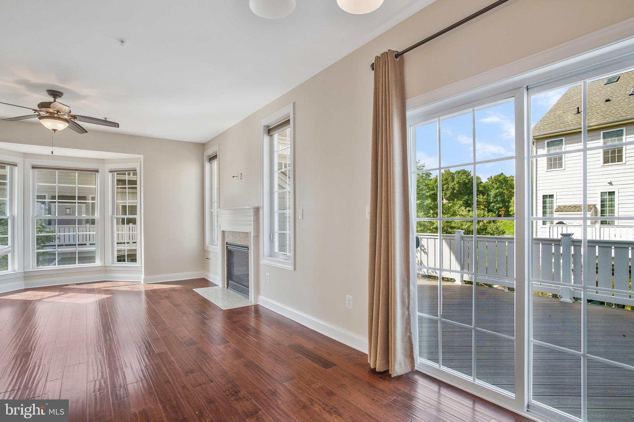 THE ENCLAVE - ARUNDEL PRESERVE - Residential