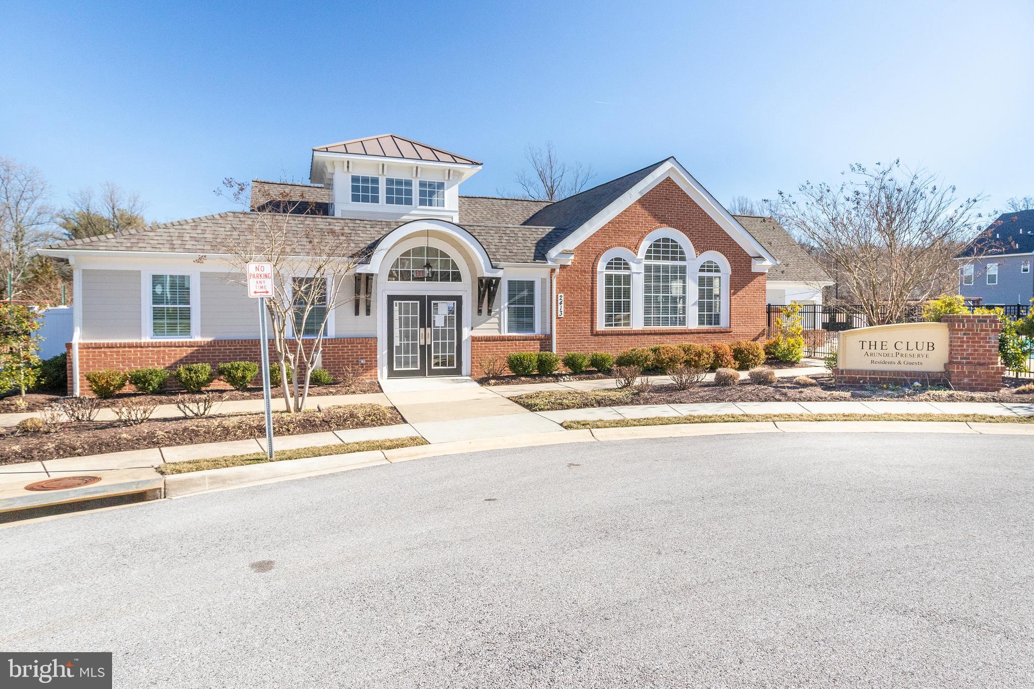 THE ENCLAVE - ARUNDEL PRESERVE - Residential