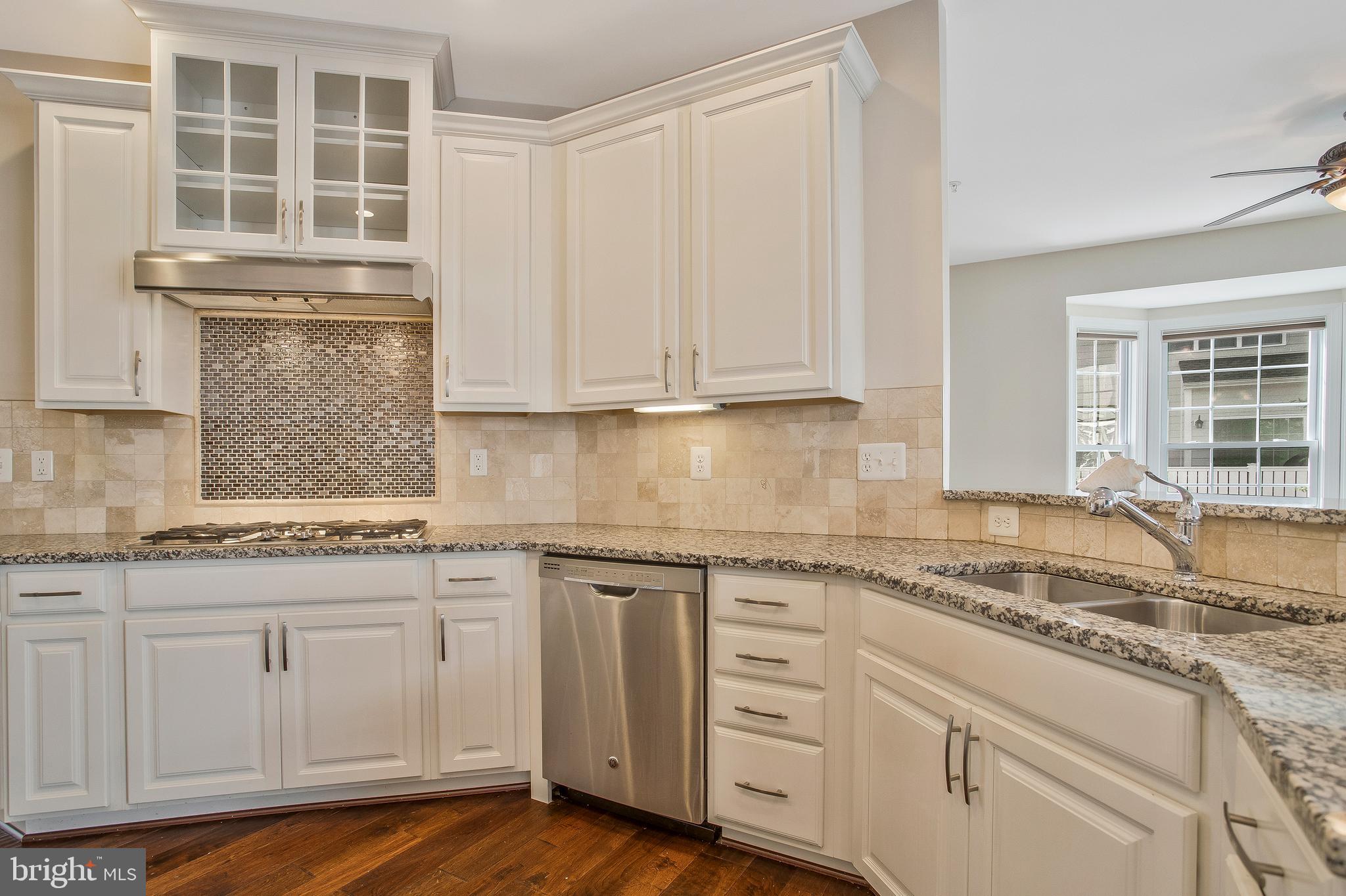 THE ENCLAVE - ARUNDEL PRESERVE - Residential