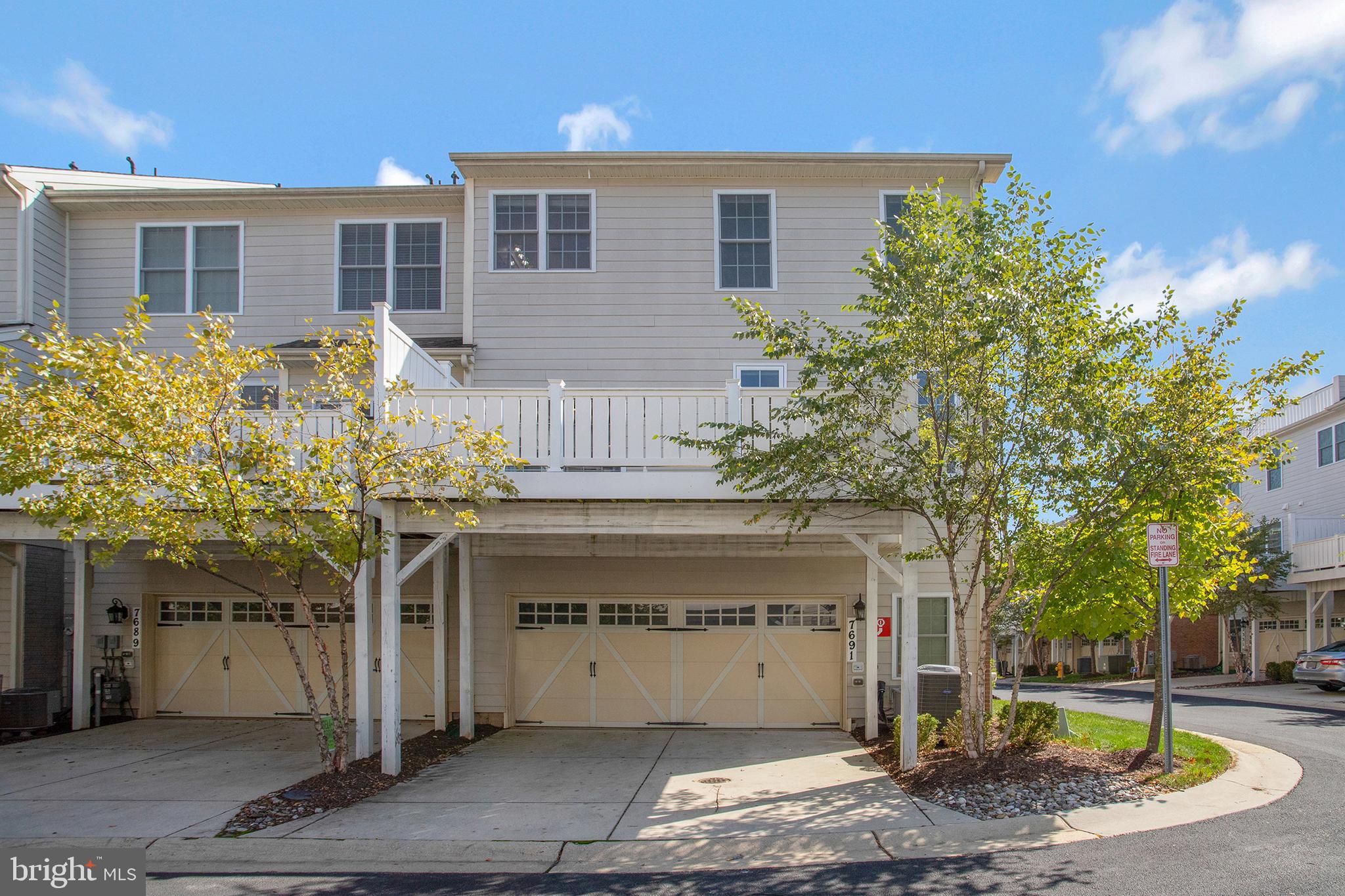 THE ENCLAVE - ARUNDEL PRESERVE - Residential