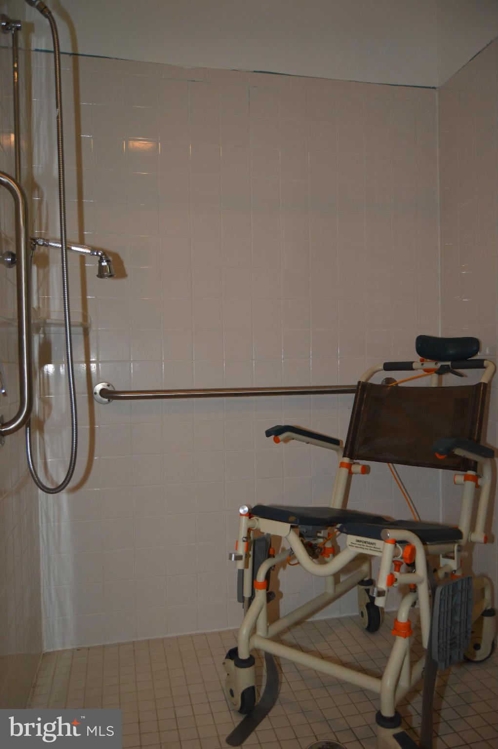 GOOD LUCK WOODS - Residential