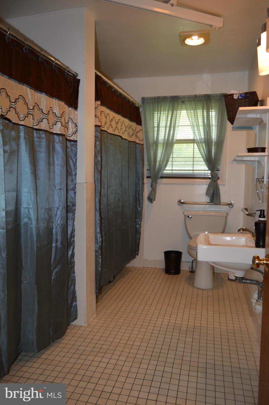 GOOD LUCK WOODS - Residential