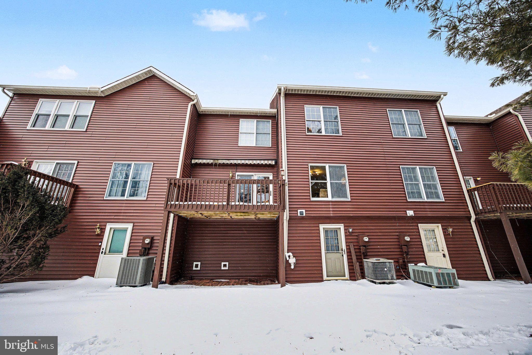 LAUREL HILLS NORTH - Residential