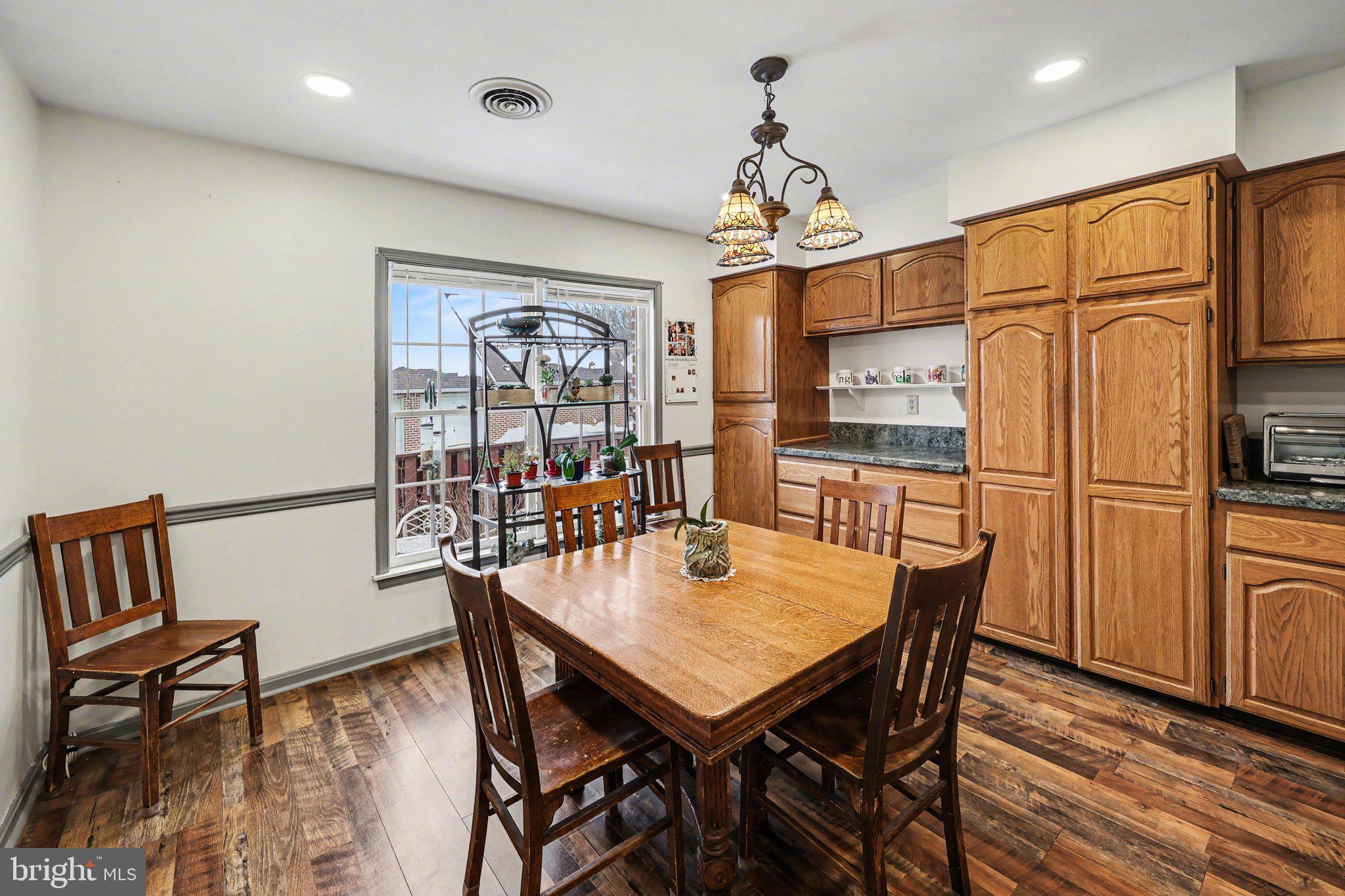 LAUREL HILLS NORTH - Residential