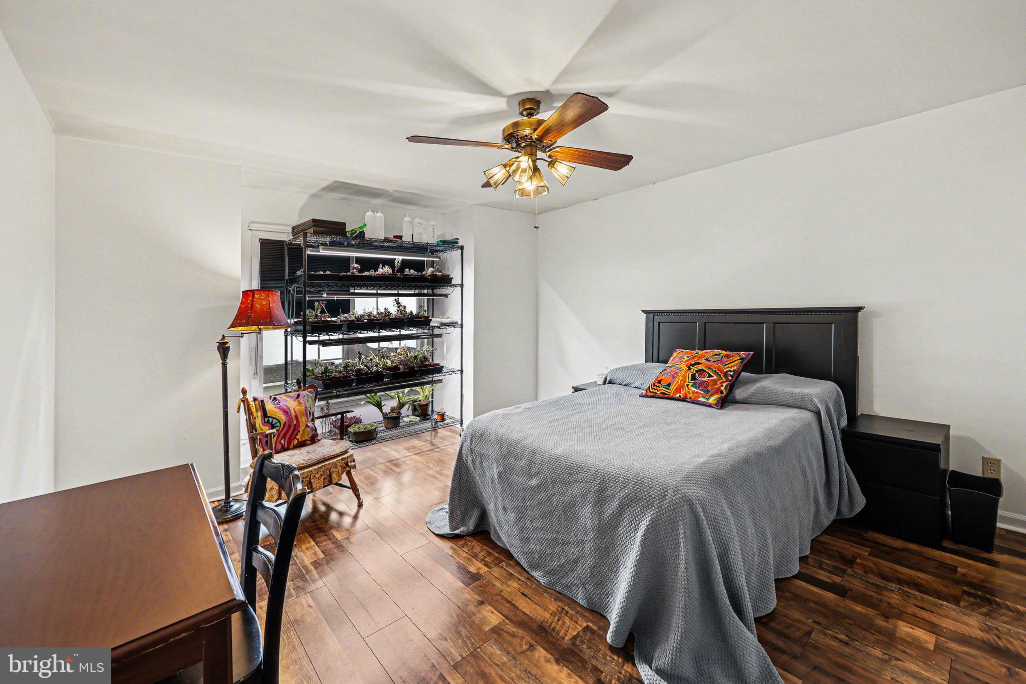 LAUREL HILLS NORTH - Residential