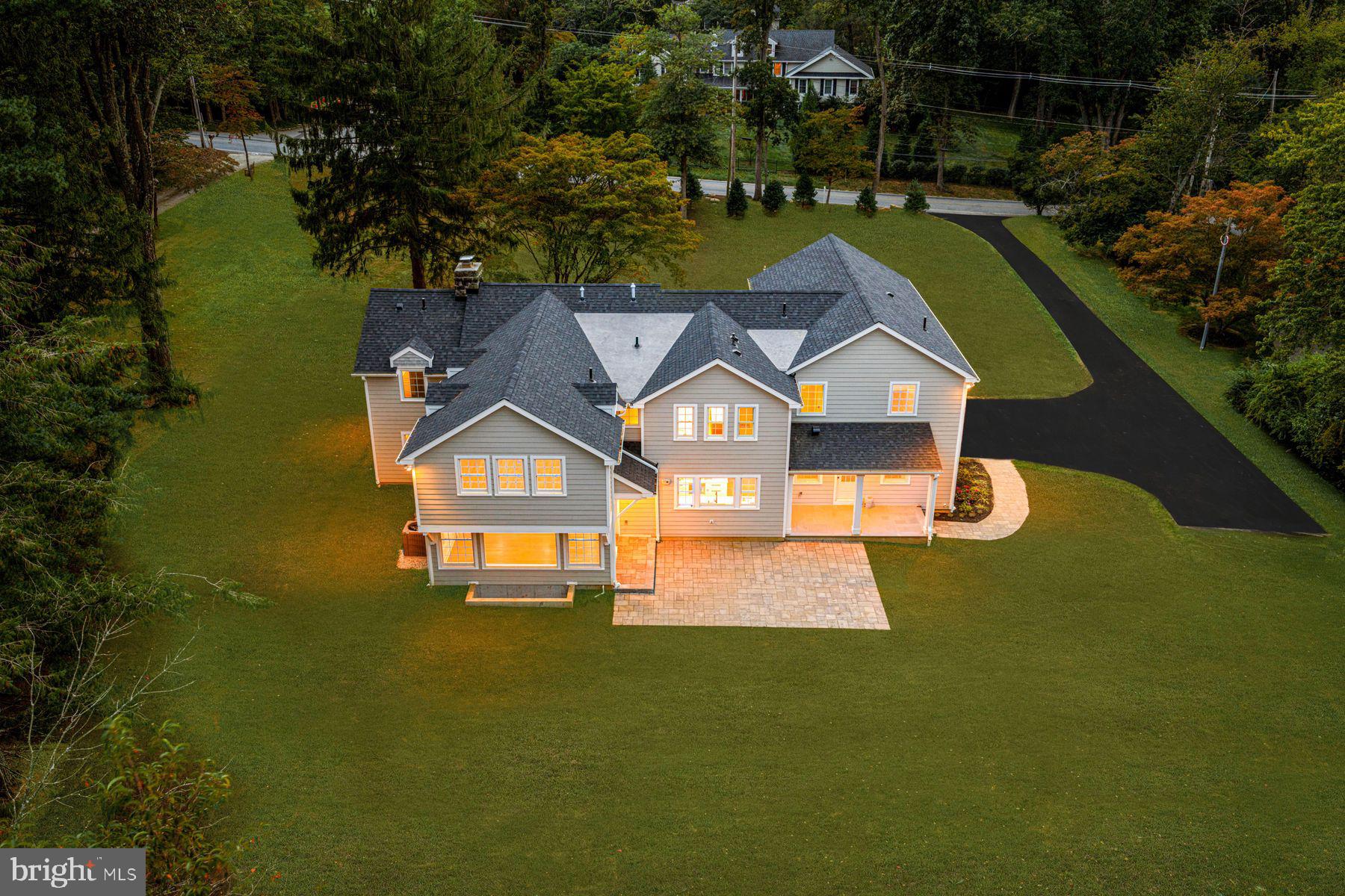 709 NEWTOWN ROAD