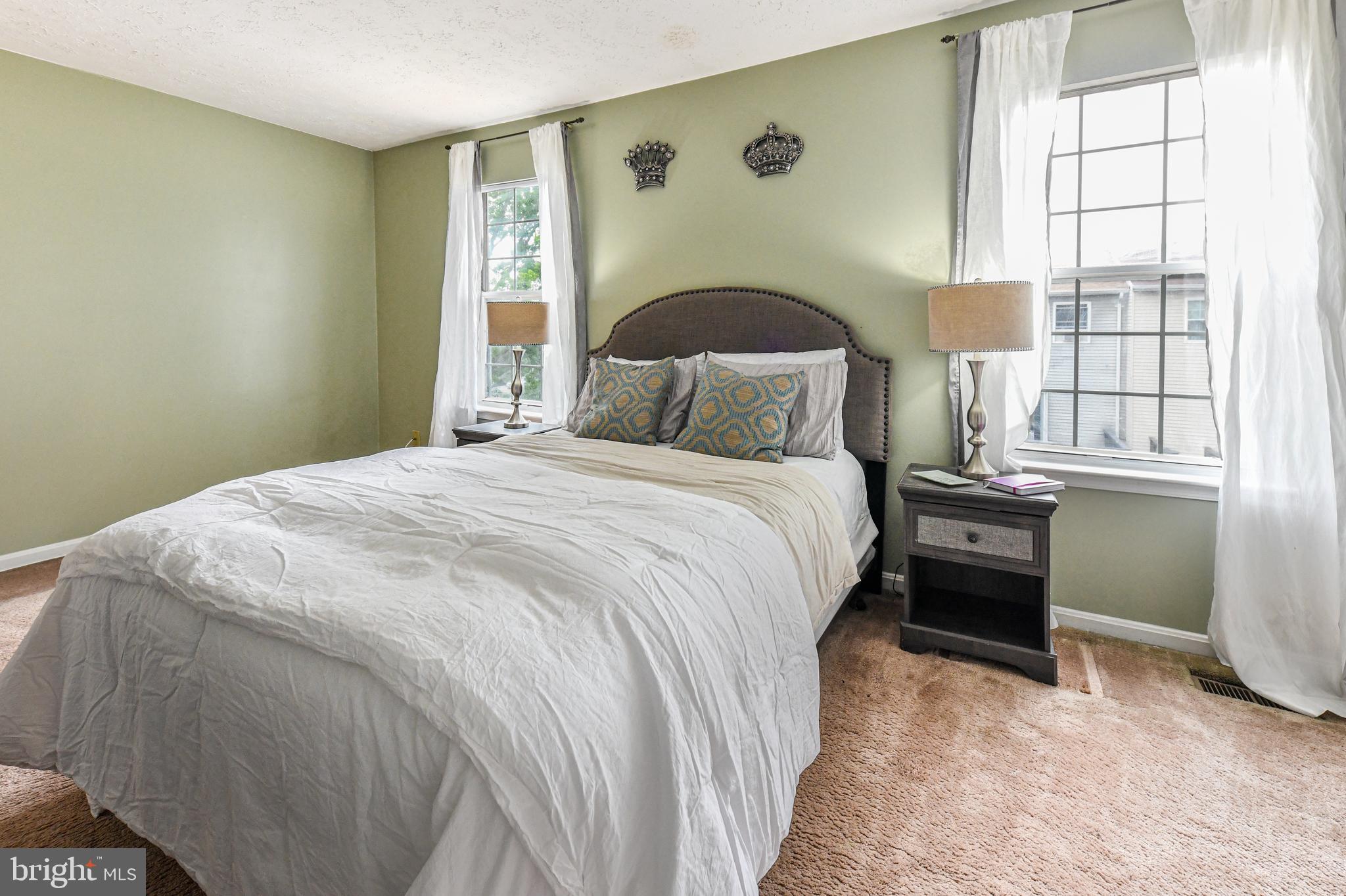 OAKHURST - Residential Lease