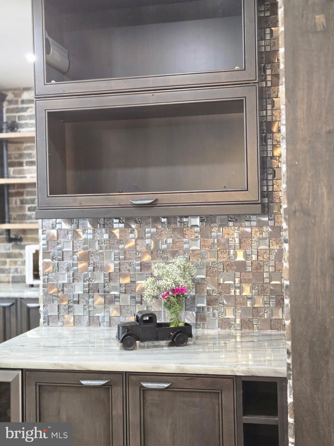 MEADOWBROOK - Residential